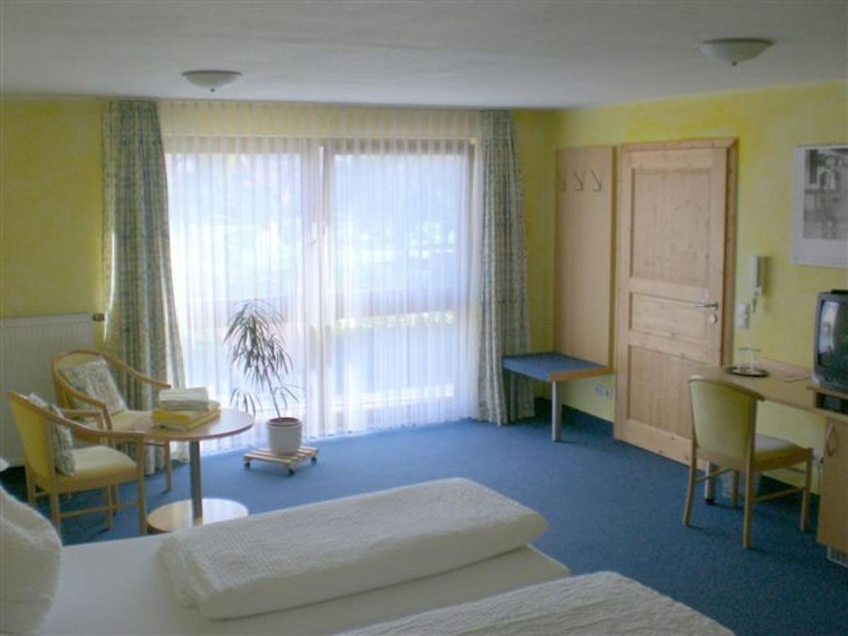 Gaestehaus Martin Gamburg ภายนอก รูปภาพ